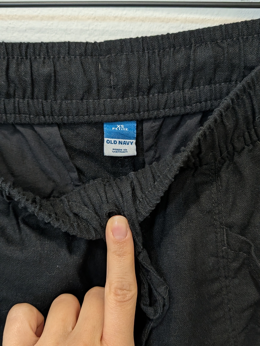 Linen Cropped Pants - Picture 3 of 11